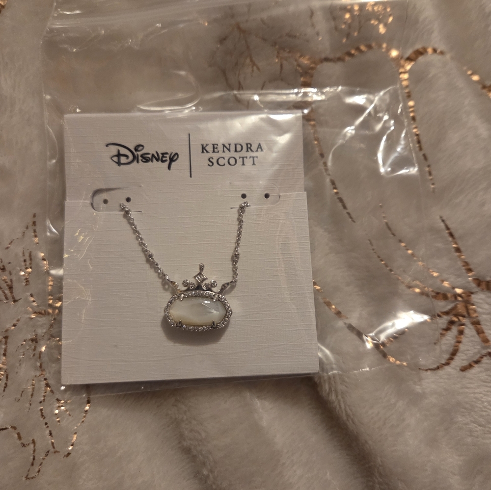 Kendra Scott Disney Silver and White Necklace